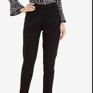 EUC MICHAEL Kors Black Pull-On‎ Straight Leg Ankle Pants Size 12 Stretch